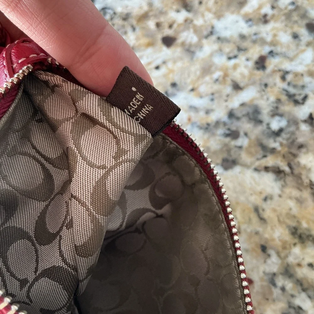 Coach Vintage Red Leather Wristlet Clutch - Picture 4 of 6